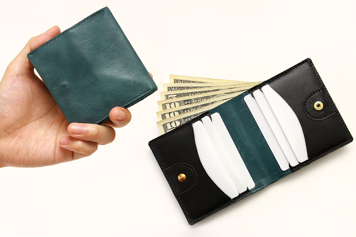 財布 ミニ財布 正方形 コンパクト 折財布 小さめ ボックス型 革 本革